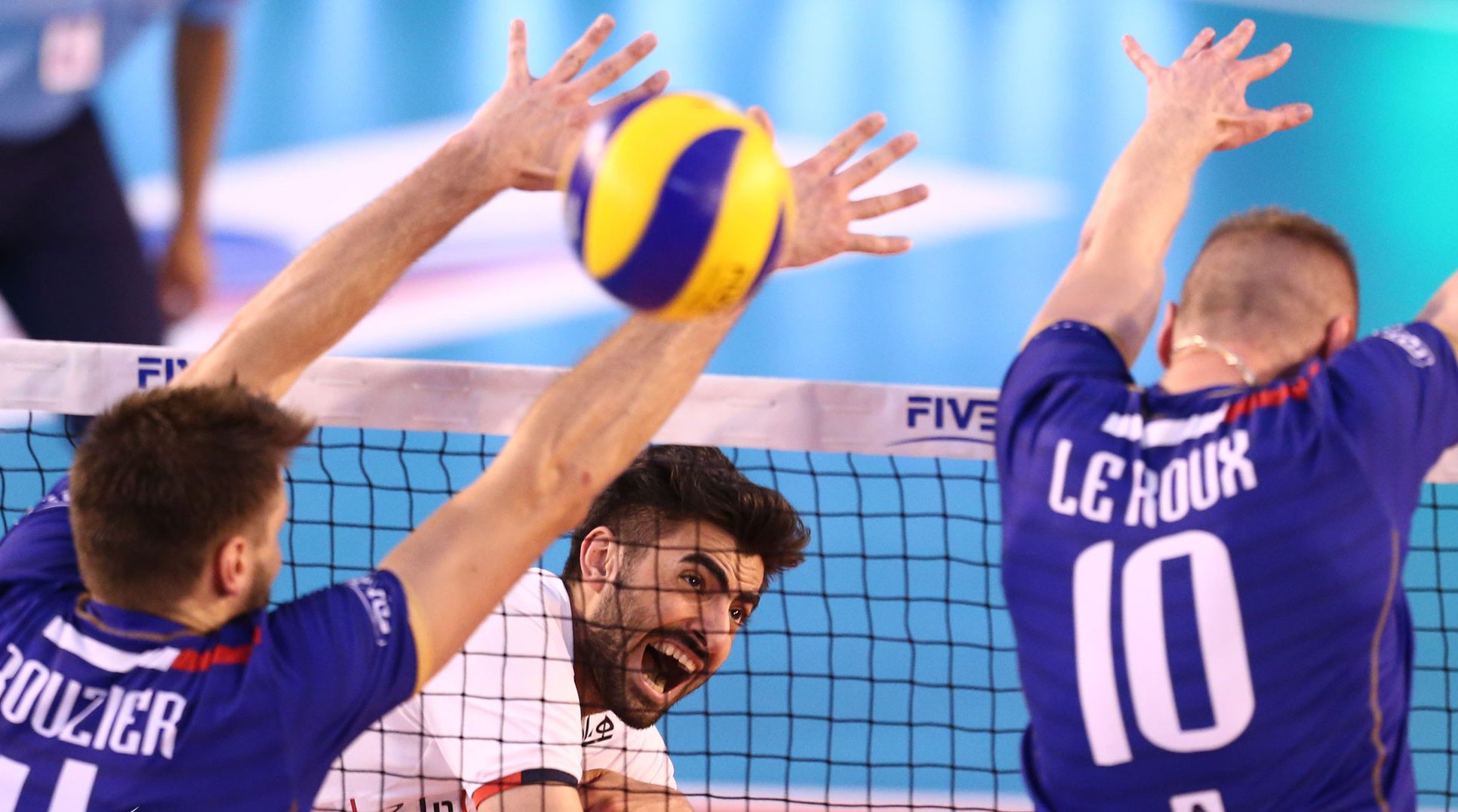 تیم ملی والیبال با طعم لوزانو تیم ملی والیبال با طعم لوزانو