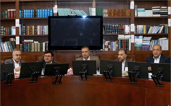 برگزاري جلسه فراکسيون مستقلين ولايي با حضور شهردار تهران