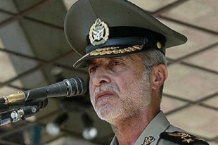 حضور فرمانده کل ارتش در مرزهای غربی کشور