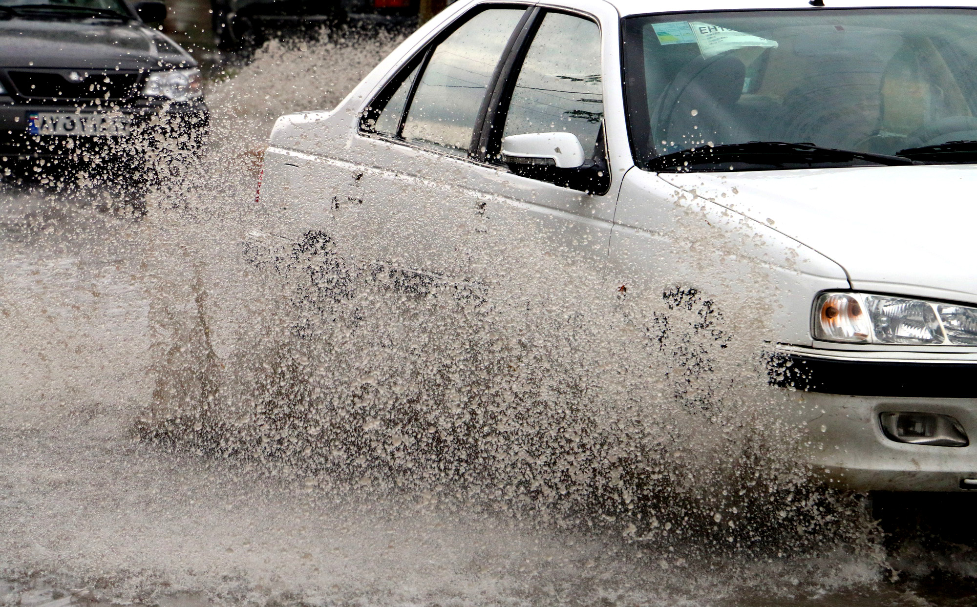 سیلابی شدن برخی مناطق جنوبی و مرکزی زاگرس سیلابی شدن برخی مناطق جنوبی و مرکزی زاگرس