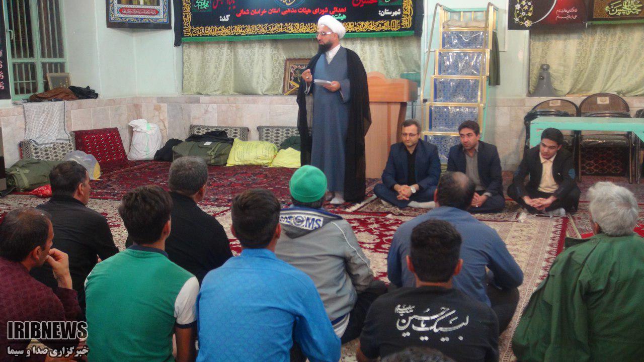 بازدید مسئولان از محل اسکان کاروان زائران پیاده حرم رضوی