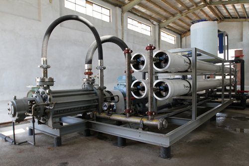 مقابله با کم آبی: اجرای طرح های آب شیرین مقابله با کم آبی: اجرای طرح های آب شیرین