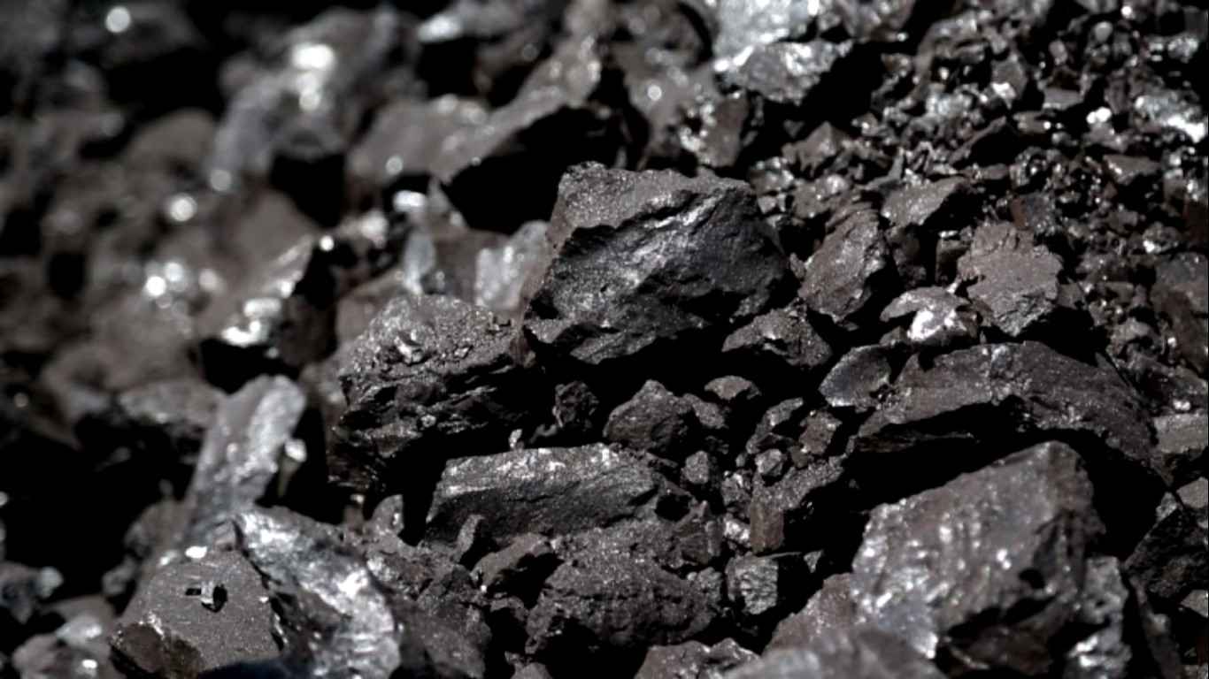 بزرگترین معدن بیتومین خاورمیانه در ایلام