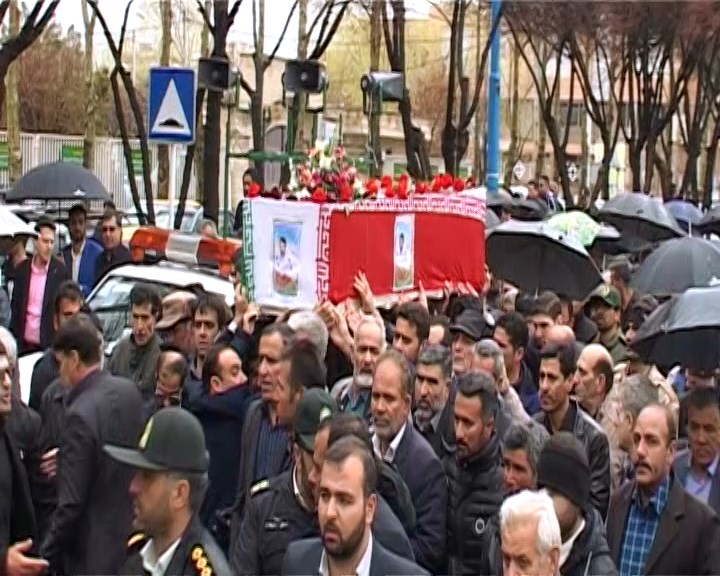 تشییع پیکر شهید دلاور در گلپایگان