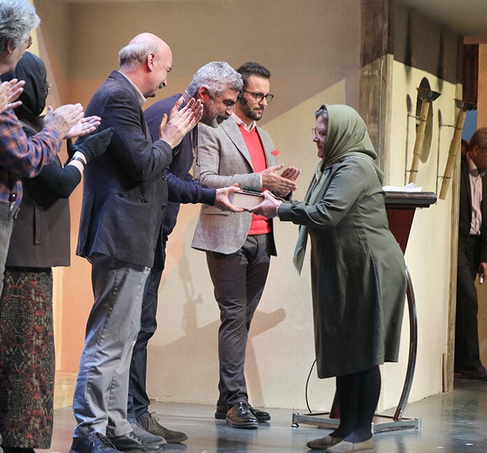 مادربزرگ بوشهری قصه گوی برتر شد