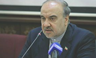 در جریان مذاکرات مربیان تیم ملی هستم