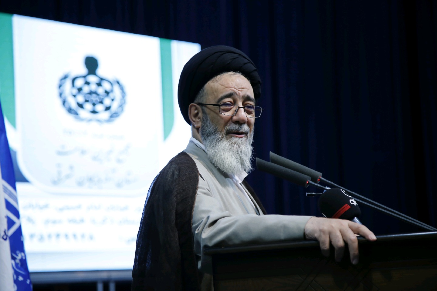 امام جمعه تبریز : ساخت مراکز درمانی ، صدقه جاریه