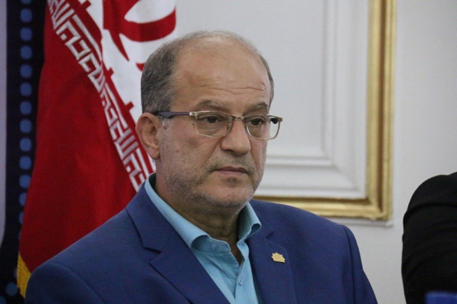 خروج اعضای شورای شهر رشت از صحن شورا پس از حضور شهردار