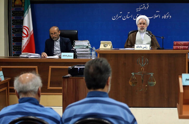 آغاز ششمین جلسه دادگاه دیواندری و ۸ متهم دیگر آغاز ششمین جلسه دادگاه دیواندری و ۸ متهم دیگر