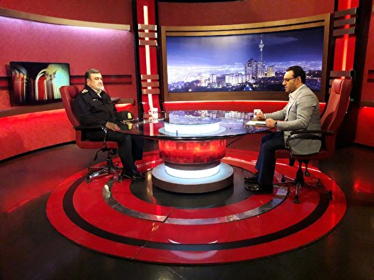 حضور ۱۵۰ هزار مامور پلیس در طرح فاصله گذاری اجتماعی حضور ۱۵۰ هزار مامور پلیس در طرح فاصله گذاری اجتماعی