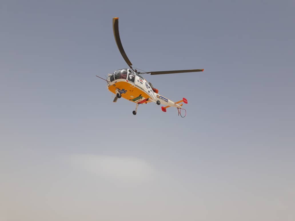 پرواز پرنده نجات در آسمان داراب