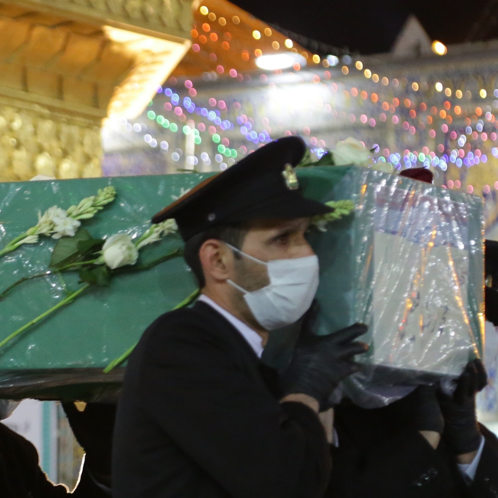 تشییع پیکر شهید &laquo;محمدرضا فیضی&raquo; در حرم مطهر رضوی