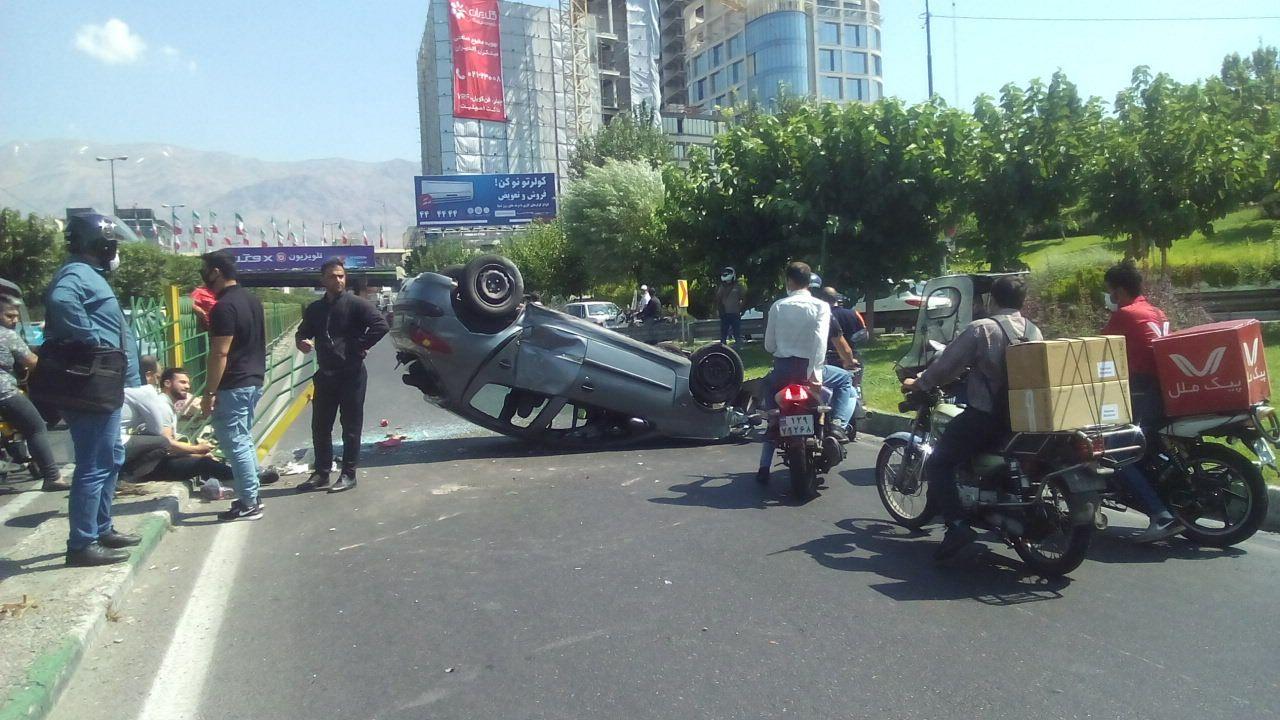 واژگونی خودرو ۲۰۶