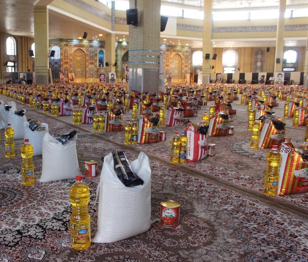 حسینیه ای زیر آسمان