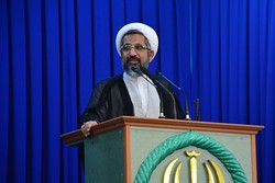 مدیران پشت میزنشین نمی&zwnj;توانند در حل مشکلات اثربخش باشند