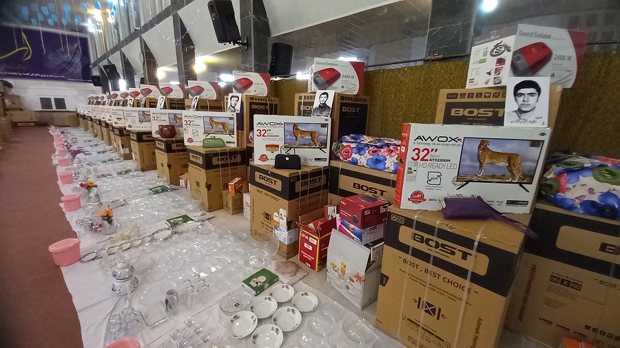 اهدای ۶۰ سری جهیزیه به نوعروسان نیازمند مراغه