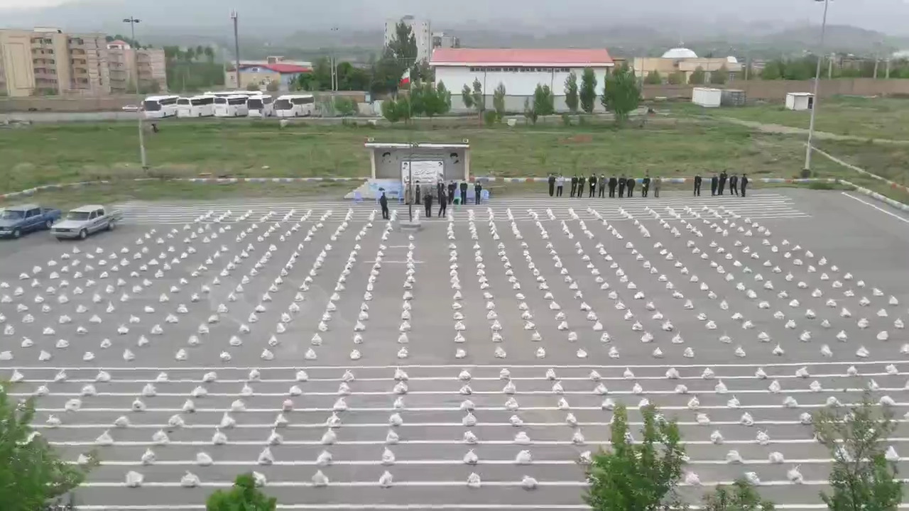 توزیع ۳ هزار و ۷۰۰ بسته معیشتی و بهداشتی در اهر توزیع ۳ هزار و ۷۰۰ بسته معیشتی و بهداشتی در اهر