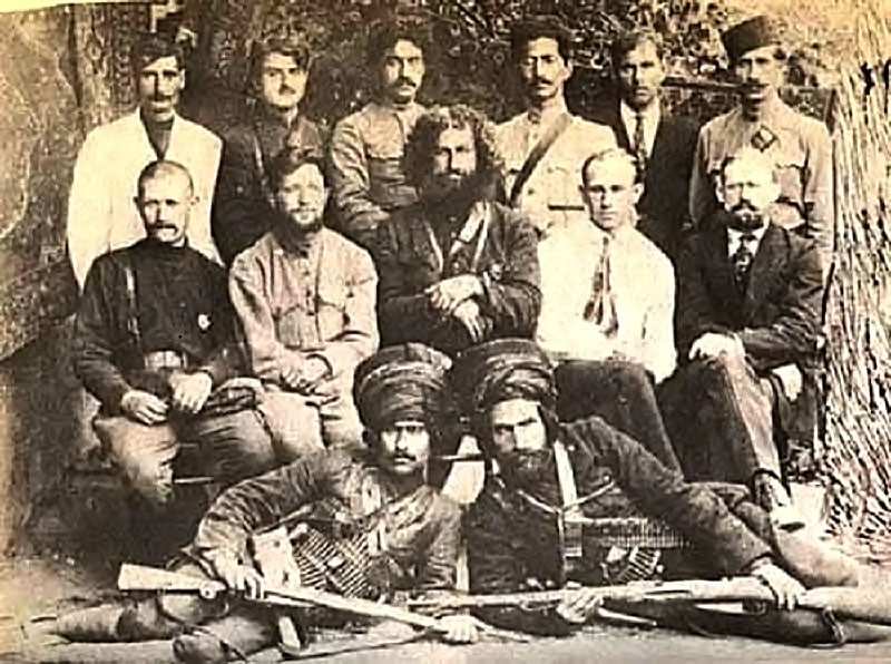 تقویم تاریخ؛ از شهادت امام جعفر صادق (ع) تا مراسم تشییع امام خمینی (ره)