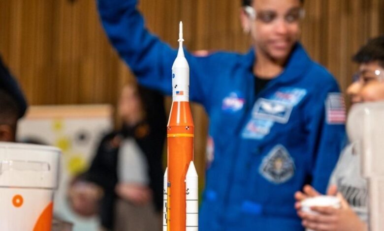 همکاری  ناسا با مدارس و کتابخانه‌ها