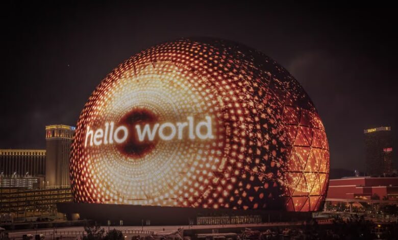 بزرگترین ساختمان کروی جهان با نمای بیرونی LED