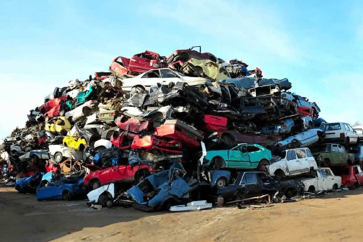 *هدفگذاری اسقاط سالانه ۵۰۰ هزار خودرو فرسوده *هدفگذاری اسقاط سالانه ۵۰۰ هزار خودرو فرسوده