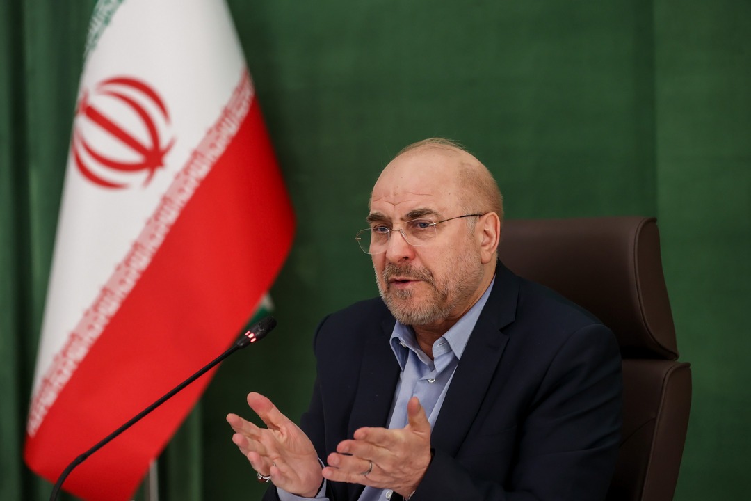 امروز بیش از هر زمان دیگری به بصیرت نیازمندیم