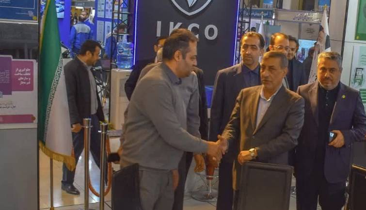 بازدید معاون اجرایی رئیسجمهور از نمایشگاه دستاوردهای دستگاههای اجرایی بازدید معاون اجرایی رئیسجمهور از نمایشگاه دستاوردهای دستگاههای اجرایی