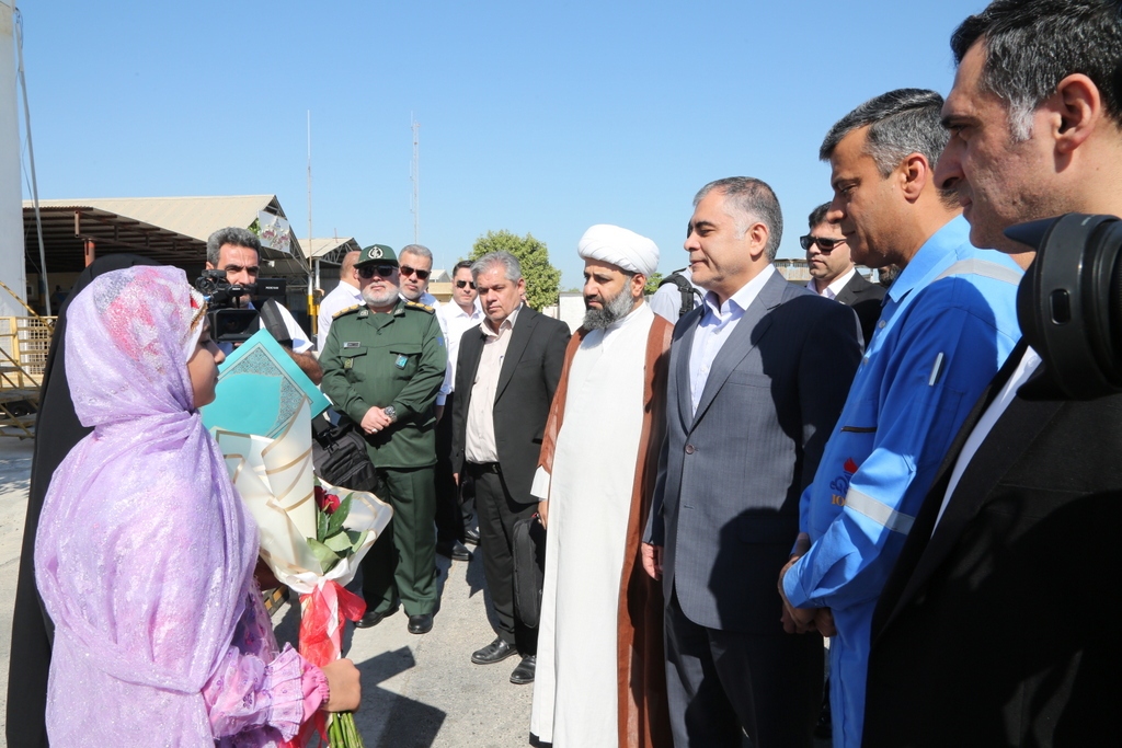 سفر وزیر نفت به جزیره خارگ