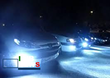 استفاده از چراغ‌های زنون در خودرو‌ها تخلف است