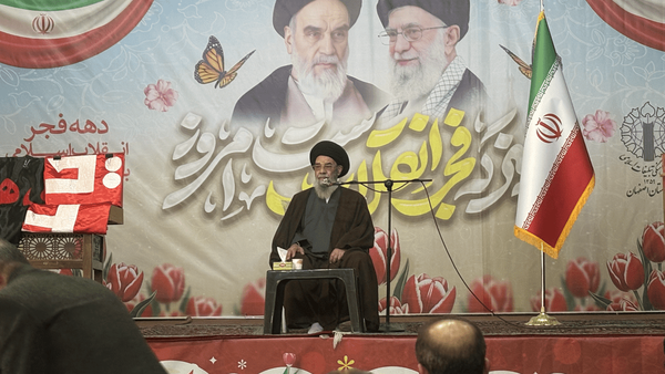 دموکراسی برای غربیها تنها یک شعار است دموکراسی برای غربیها تنها یک شعار است