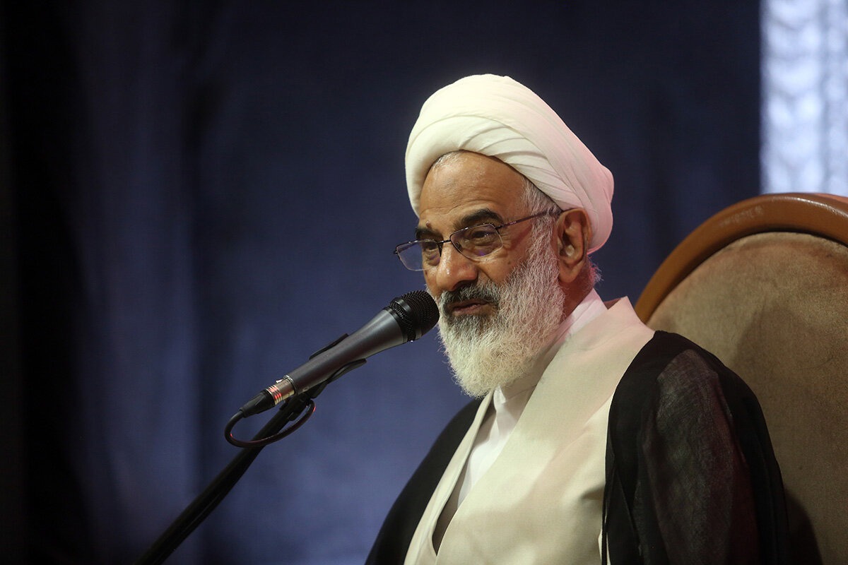 ***  نماینده ولی فقیه در سپاه: دشمن برای تجزیه ایران برنامه داشت