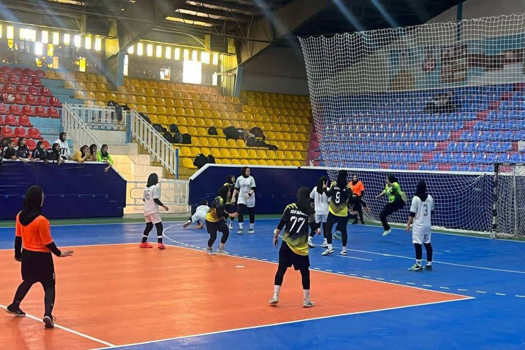 سه هندبالیست قمی در اردوی جدید تیم ملی سه هندبالیست قمی در اردوی جدید تیم ملی