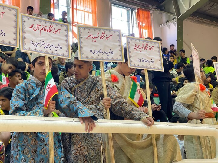 رقابت دانش‌آموزان در مسابقات فوتسال «جام اقتدار ایران» یاسوج