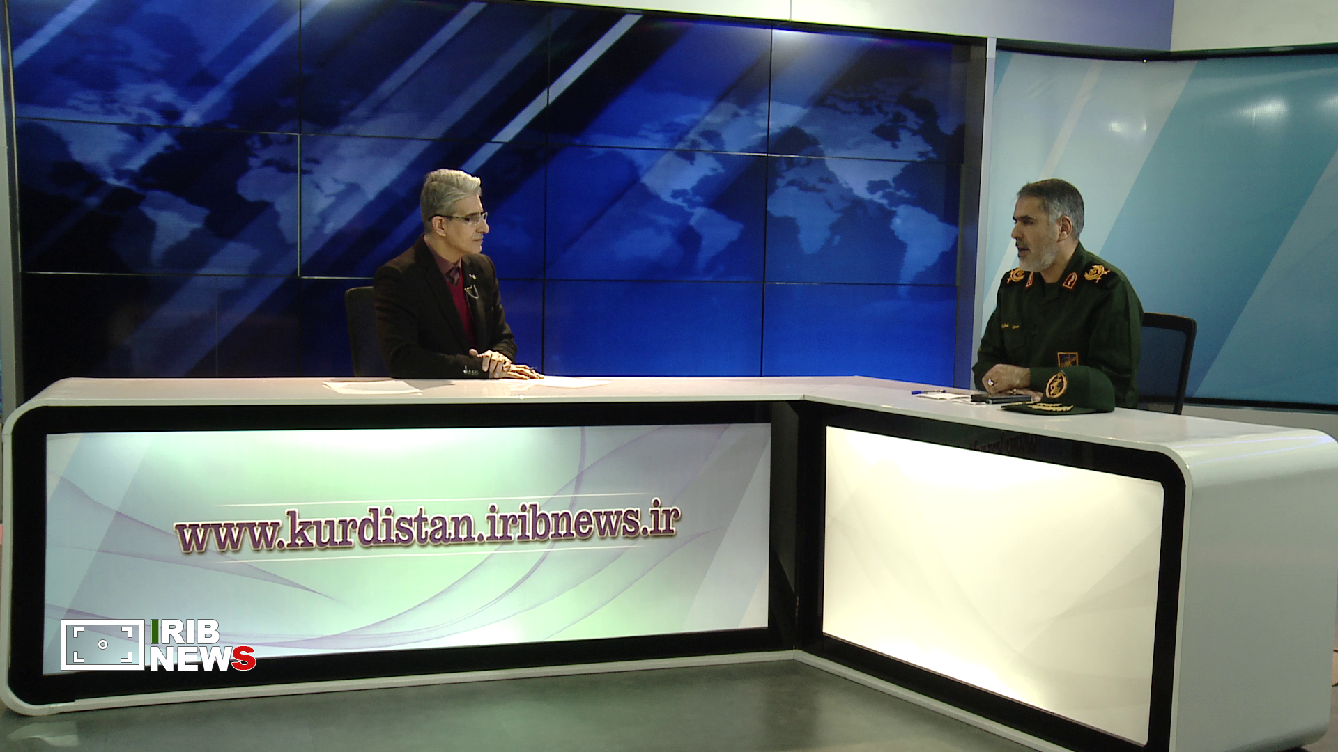 پاسداری مسیر ایستادن در برابر ظلم