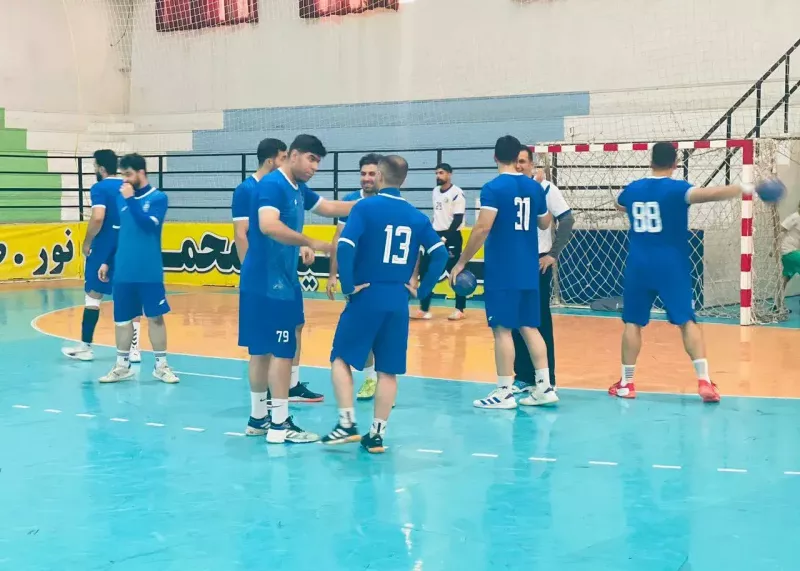 رقابت هندبالیستهای فارسی با نماینده گچساران در کرمان رقابت هندبالیستهای فارسی با نماینده گچساران در کرمان