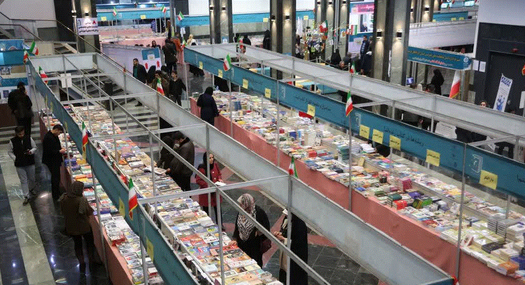 فروش ۲۰ هزار جلد کتاب درنمایشگاه کتاب درارومیه