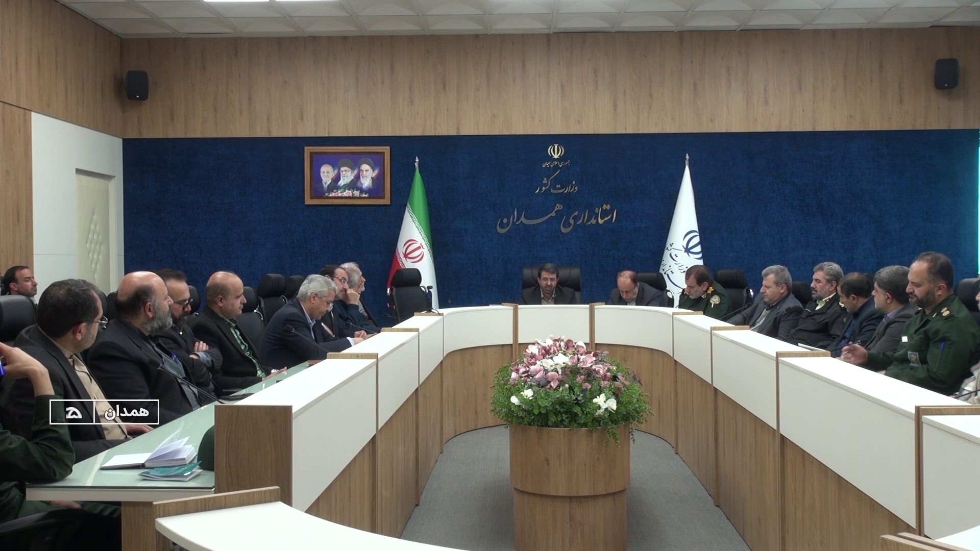 بصیرت؛ ستون تربیت نسل امروز بصیرت؛ ستون تربیت نسل امروز