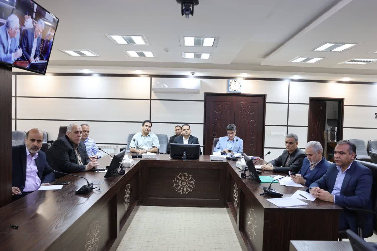 نرخ گذاری مرغ با حفظ تعادل تولید و قدرت خرید مردم نرخ گذاری مرغ با حفظ تعادل تولید و قدرت خرید مردم