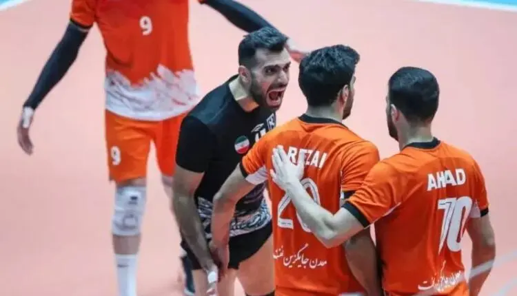 برتری مس رفسنجان بر طبیعت اسلامشهر در لیگ برتر والیبال برتری مس رفسنجان بر طبیعت اسلامشهر در لیگ برتر والیبال