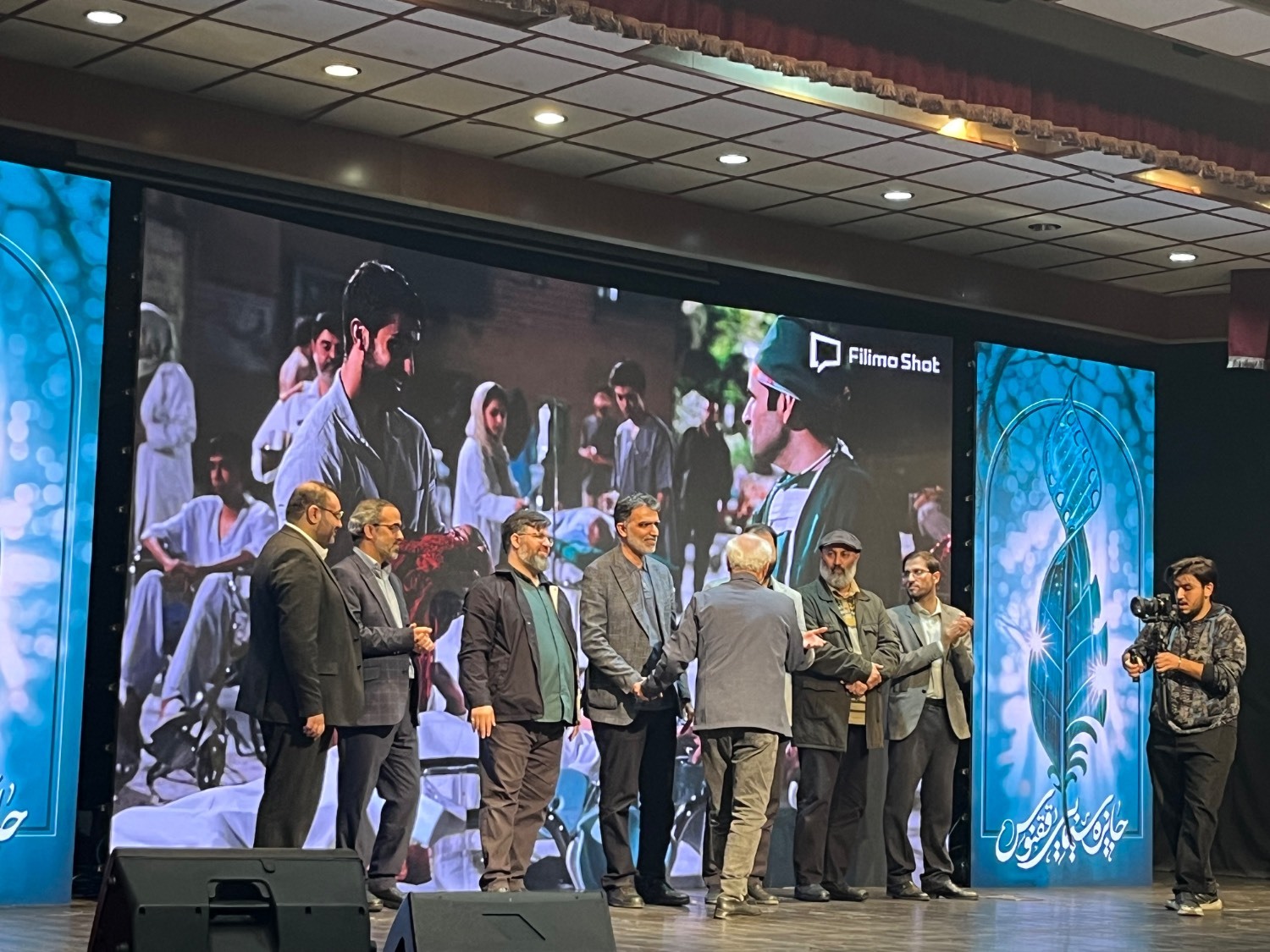 پانزدهمین «محفل سینما انقلاب» به پایان رسید پانزدهمین «محفل سینما انقلاب» به پایان رسید