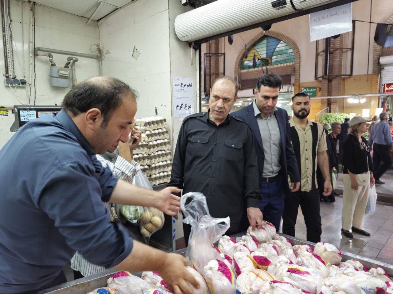 هیچ کمبودی در عرضه اقلام اساسی وجود ندارد