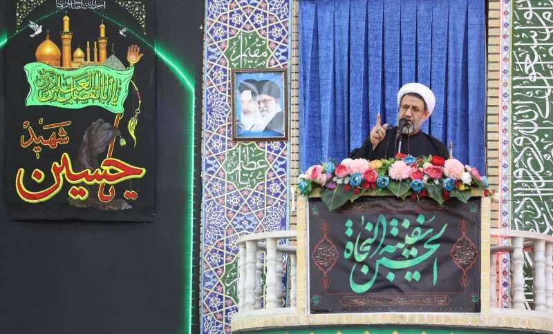 نهضت بزرگ حسینی؛الگوی ظلم‌ستیزی و دفاع ازمظلوم