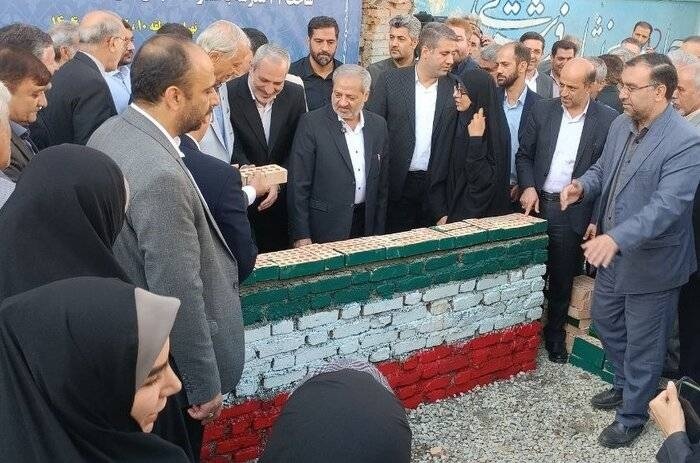 آئین خشت‌گذاری طرح