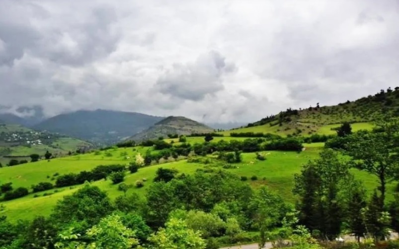 رفت و برگشت هوای بارانی در آخرین روز‌های تابستان در گیلان