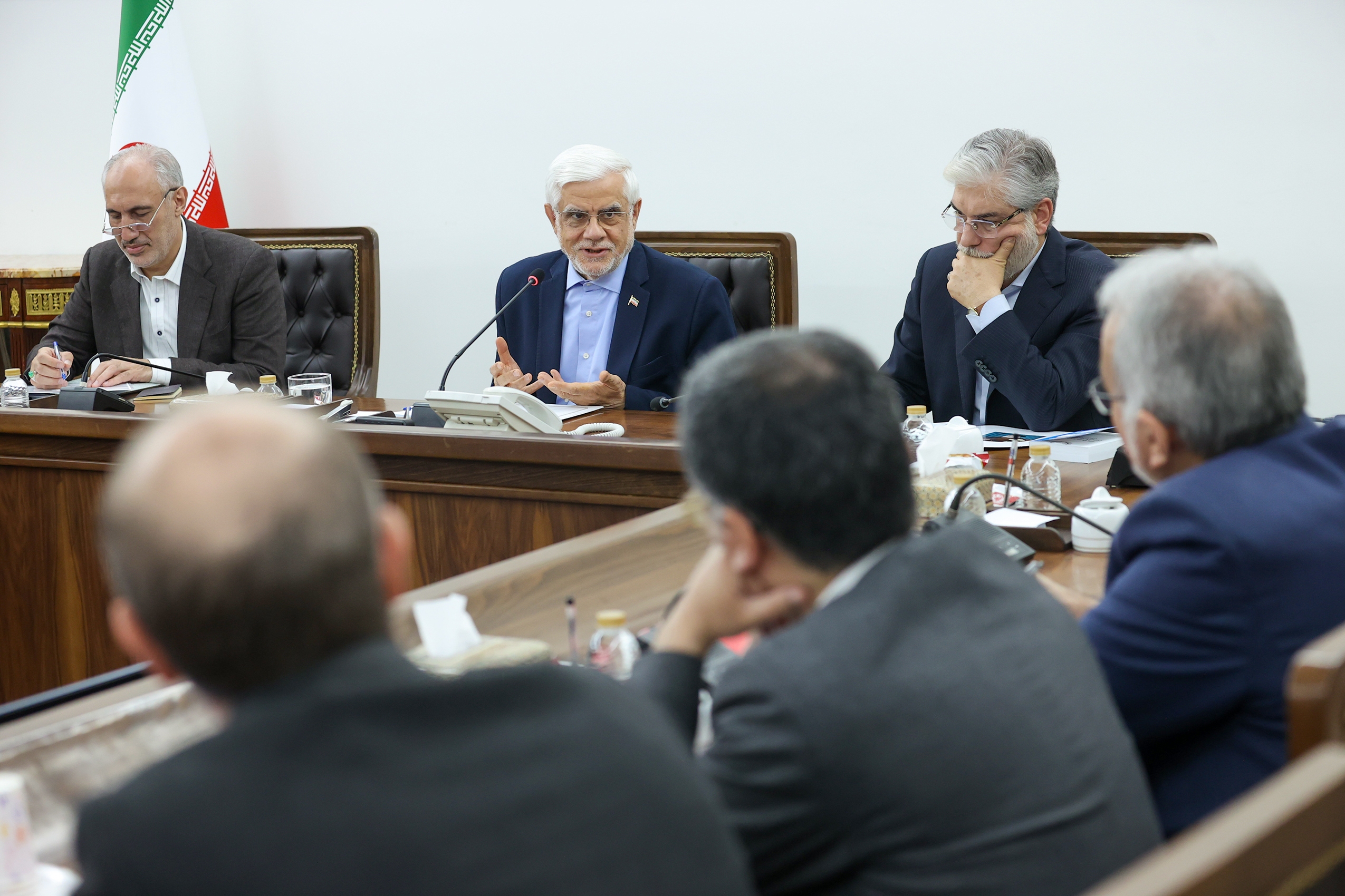 عارف: کشور به اقتدار علم و فناوری نیاز دارد/