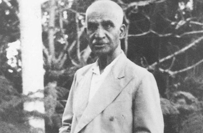 پاییز و سرگردانی در اقیانوس؛ روایتی کوتاه از روزهای تبعید پهلوی به جزیره موریس پاییز و سرگردانی در اقیانوس؛ روایتی کوتاه از روزهای تبعید پهلوی به جزیره موریس