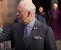 دست انداختن شاه انگلیس به خاطر فساد جنسی برادرش