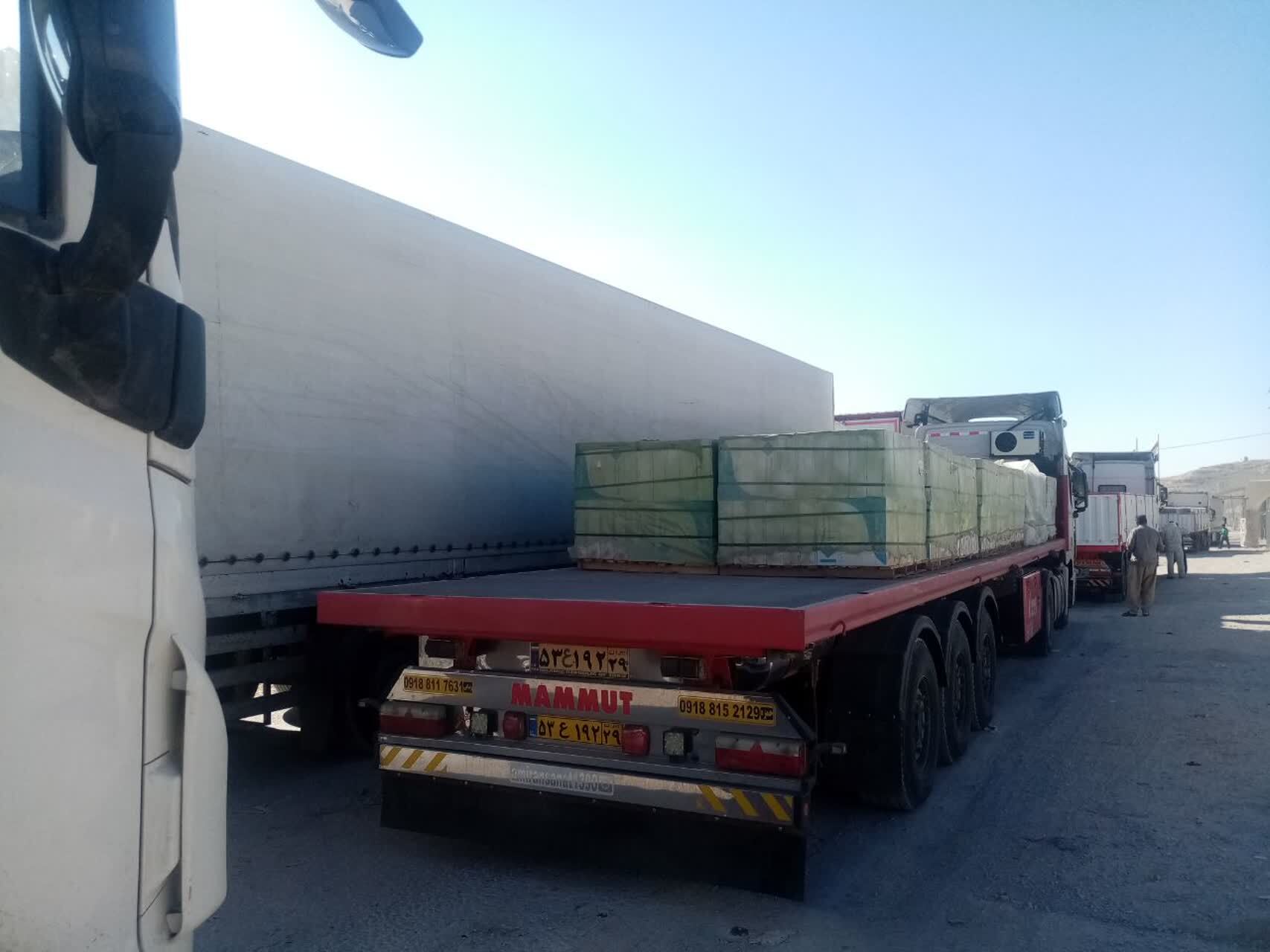 صادرات کالا از گمرکات استان کرمانشاه از مرز دو میلیارد دلار گذشت صادرات کالا از گمرکات استان کرمانشاه از مرز دو میلیارد دلار گذشت