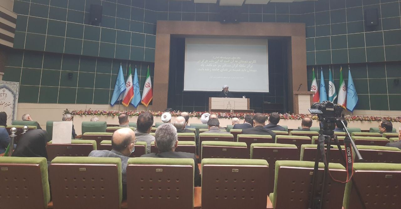 بسیج منطق و فرهنگ جامع انقلاب اسلامی بسیج منطق و فرهنگ جامع انقلاب اسلامی