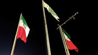 انتشار بوی پیراهن یوسف با اهتزاز پرچم حرم مطهر علی (ع) در مهران